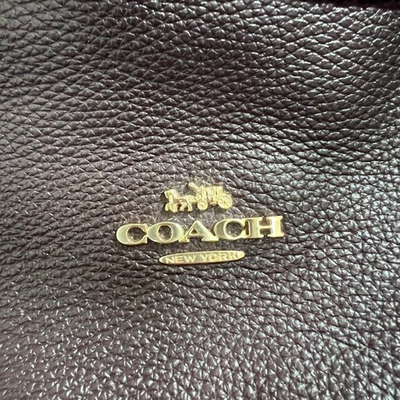 Coach Hallie Shoulder Bag In Signature Canvas - Picture 10 of 10